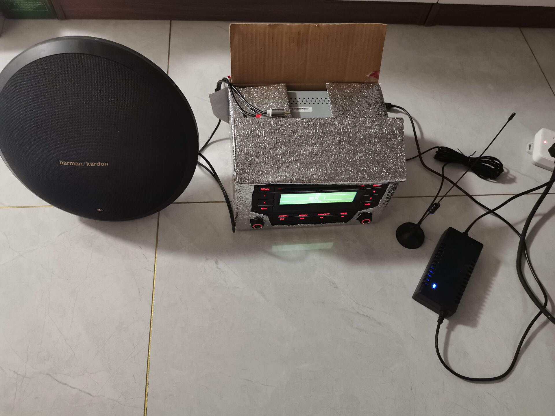 居家隔离期间无聊下单车用CD机改装家用CD*放播**器