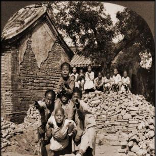 清朝末期动荡不安,清朝民间民不聊生