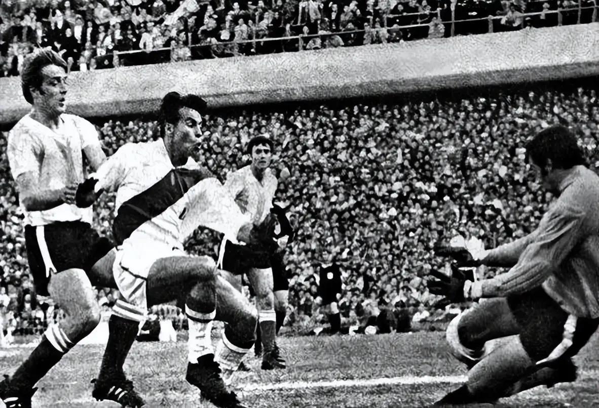 足球只是游戏吗,足球真的就只是一项运动吗