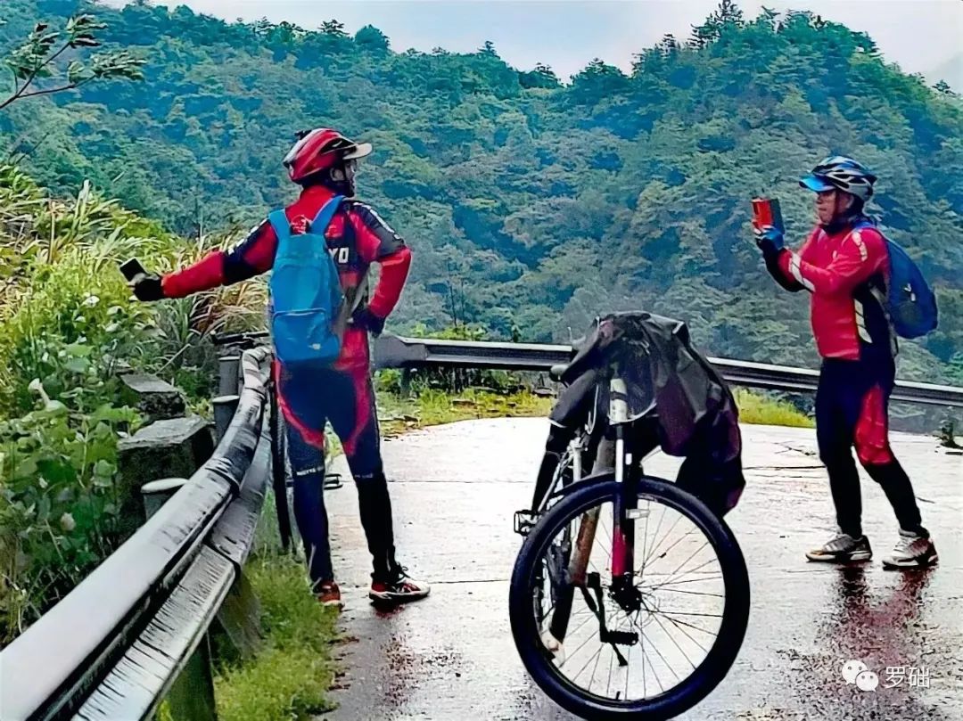 冒雨骑游资江小三峡·板竹山·望云寺观风景
