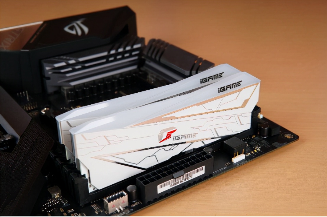 主流国产机箱的颜值之光?九州风扇CK560WH幻城首发开箱评测