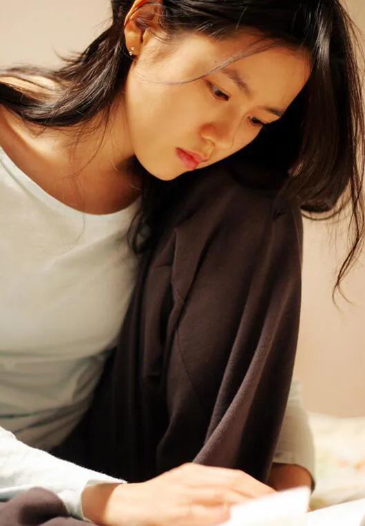 前男友给我发信息要不要回复,男友发信息我没有回之后怎么回应