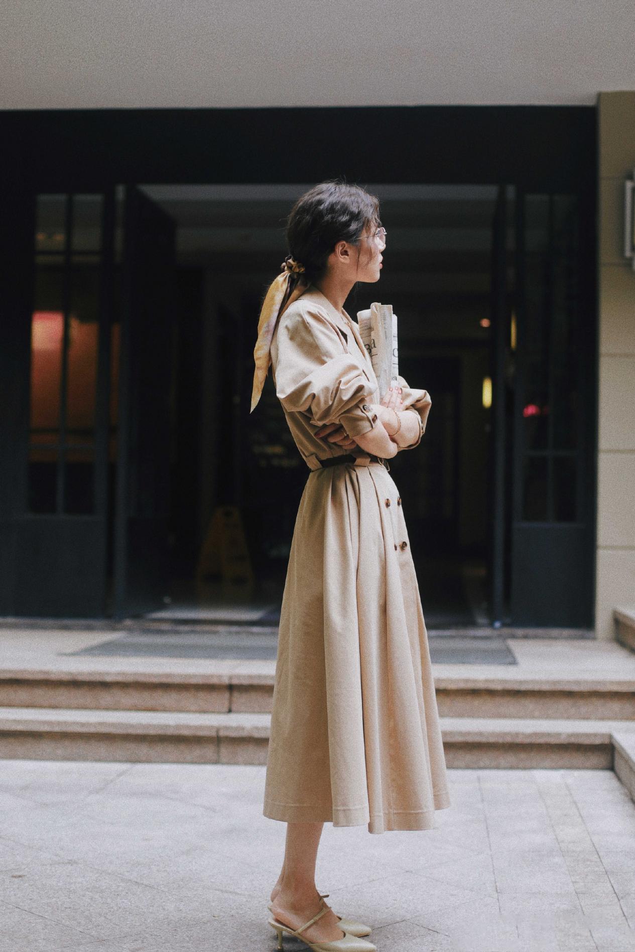 好看的丝巾穿搭,适合所有穿搭的丝巾