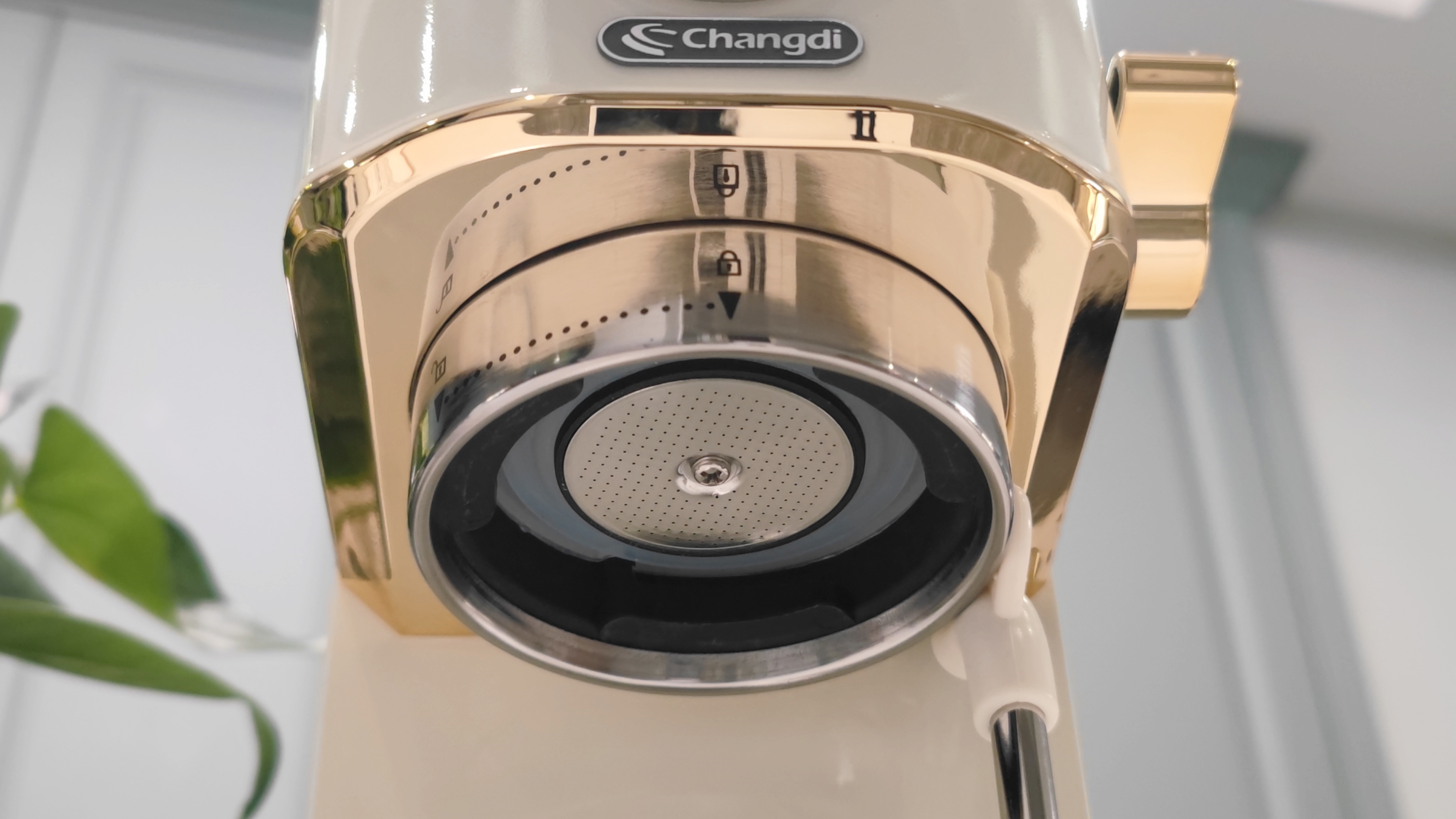 最好的家用半自动意式咖啡机,最新型意式半自动咖啡机