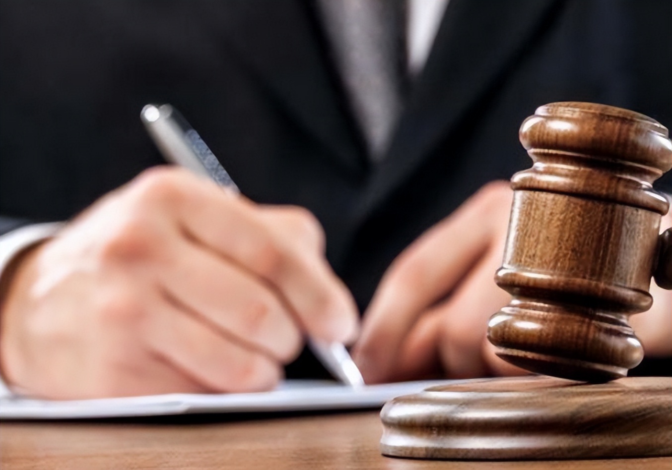 侵犯知识产权罪情节严重的认定,侵犯知识产权相关罪名立案标准