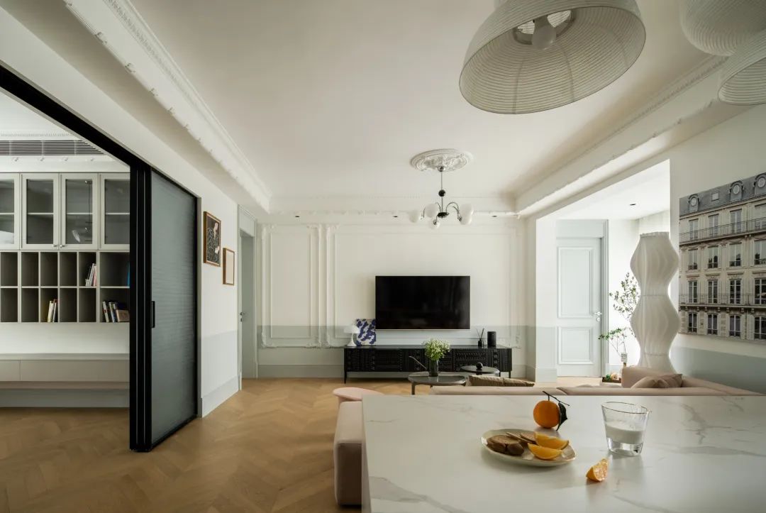 四川成都一个女人装修房子,12平方女主卧室装修