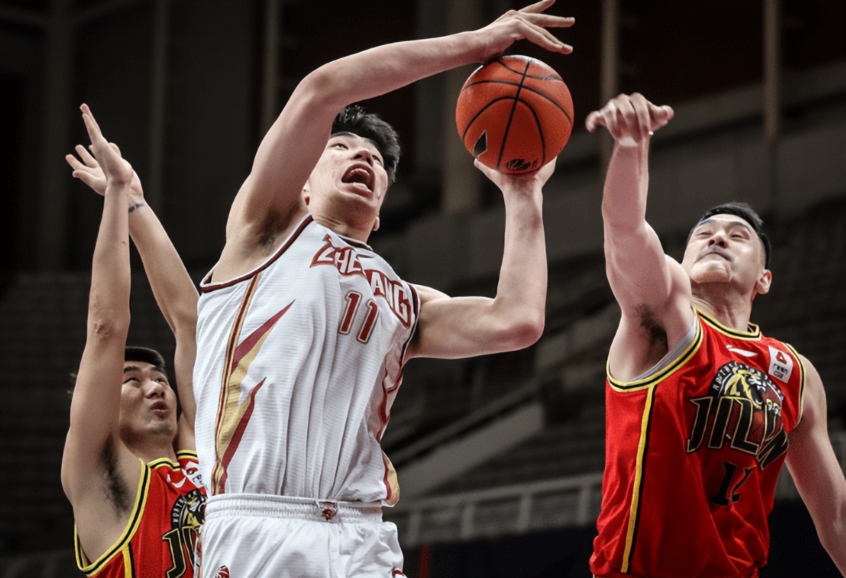 19岁身高2米,19岁身高2米16