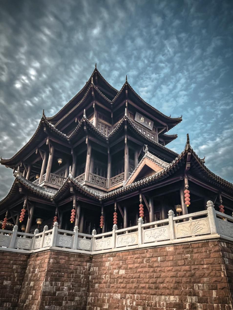 湖南美食小县城,湖南第二大最穷城市