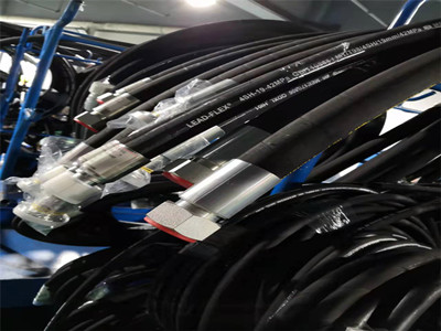 高压胶管如何选择接头,高压胶管接头尺寸如何辨别