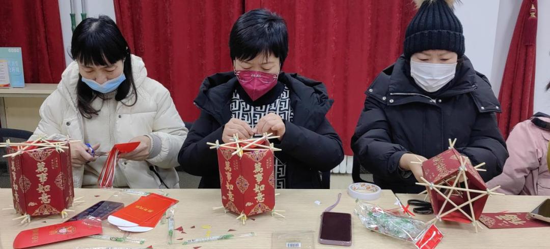 太原元宵花灯哪里看,钟楼街上花灯璀璨迎元宵太原