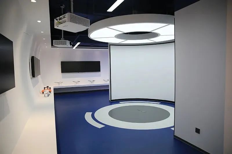 来Bestown创梦空间，来泰达创梦！