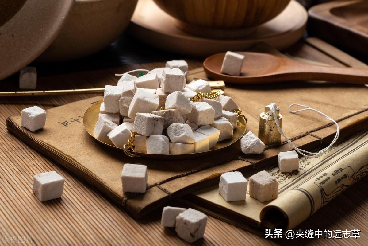 咳嗽有白痰也有黄痰中医,干咳痰少黄痰是风寒还是风热