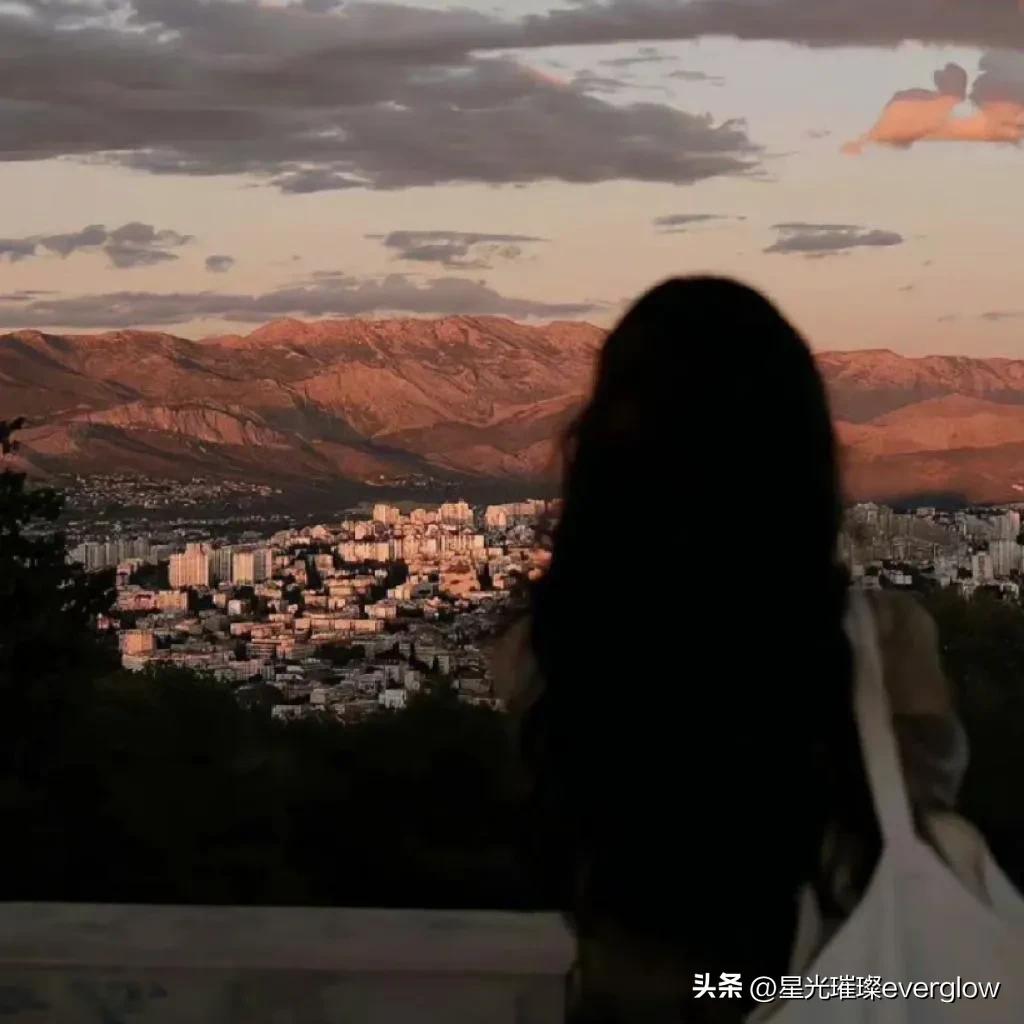 依然热爱生活依然会热泪盈眶,永远相信永远热爱永远热泪盈眶