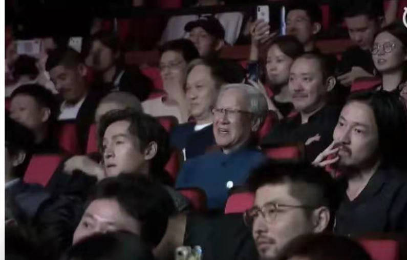 斯琴高娃袁立海清模仿秀,袁立斯琴高娃海清