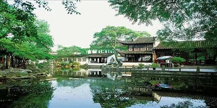 他，中国最“作”富二代，娶11个老婆，晚年却饿死家中，真相如何