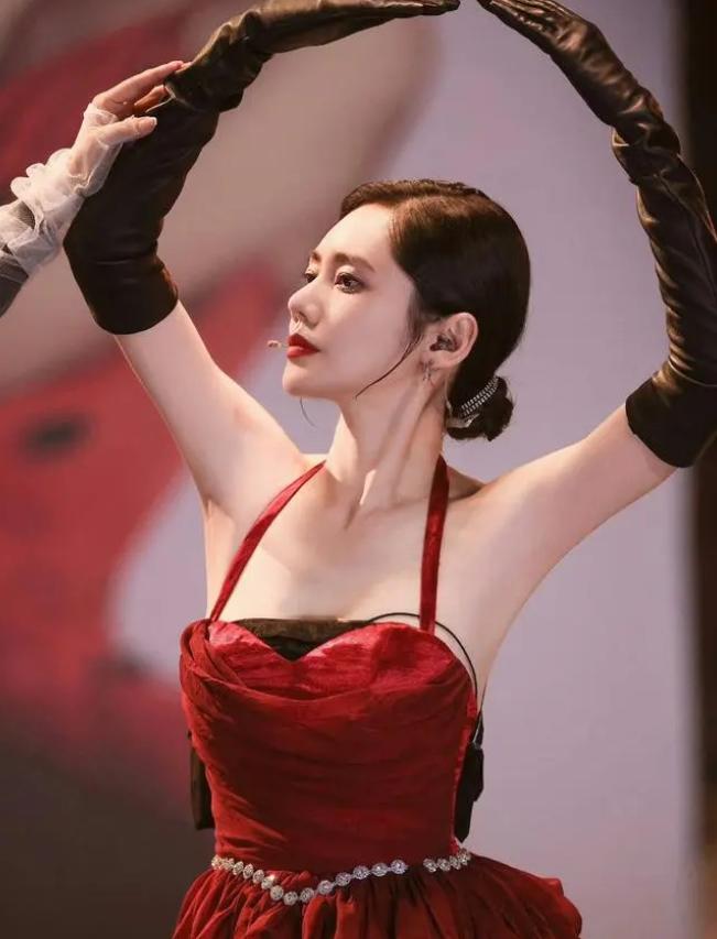 《浪姐4》主打情怀杀？品如艾莉齐上阵，秋瓷炫是一匹黑马