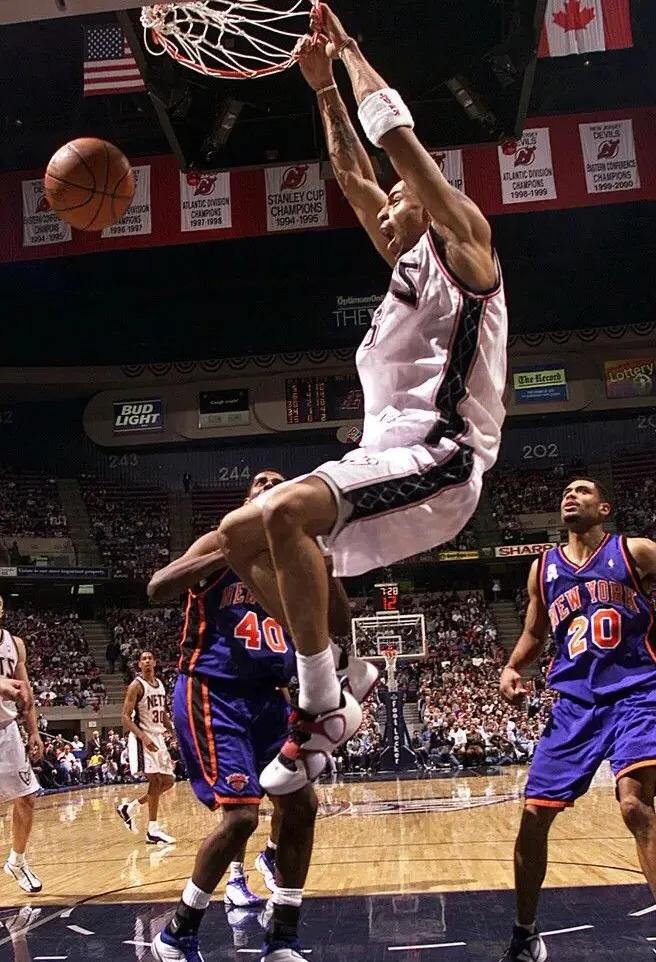 肯扬马丁的进攻方式,肯扬·马丁巅峰赛季