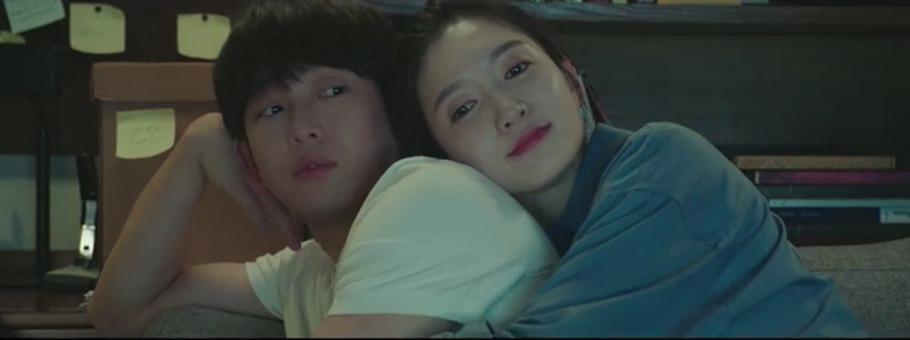 一集翻车，两集接吻，这剧的工业糖精真的不甜