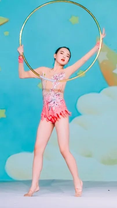 自信坚定，熠熠生辉丨世博少儿艺术盛典全国形象大使——高芷寒