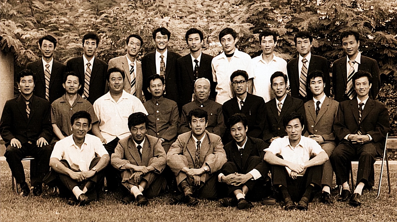 山东足球队最新排名,山东足球队最近的比赛有几场