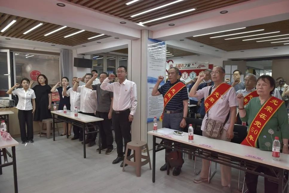 庆七一五星社区党员教育活动,社区新颖的七一党员活动