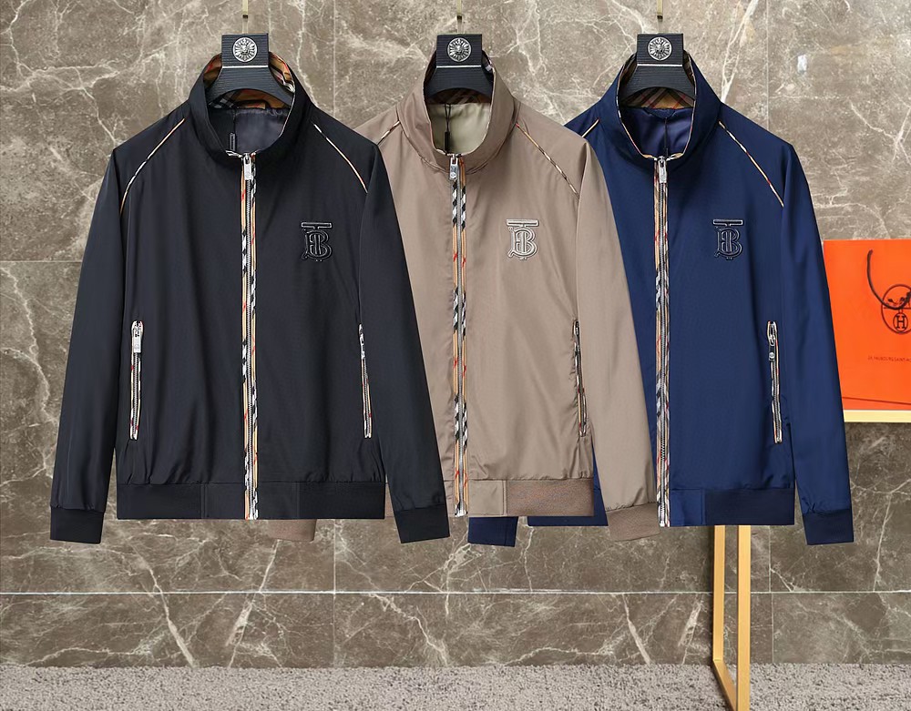 巴宝莉新式男装外套惊艳,巴宝莉2022男装夹克外套