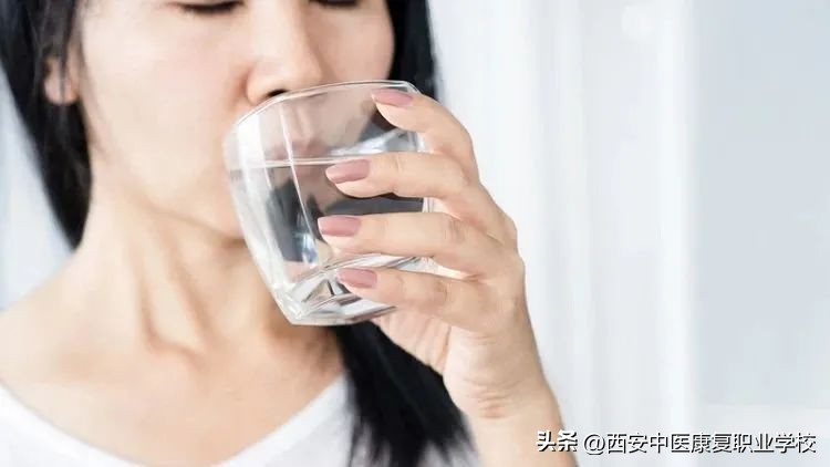 阳了之后嗓子疼怎么办,阳了后嗓子疼怎么办