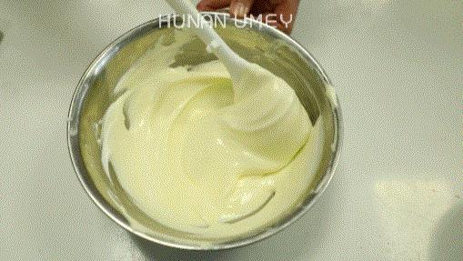 夏洛特公主蛋糕,草莓夏洛特慕斯蛋糕