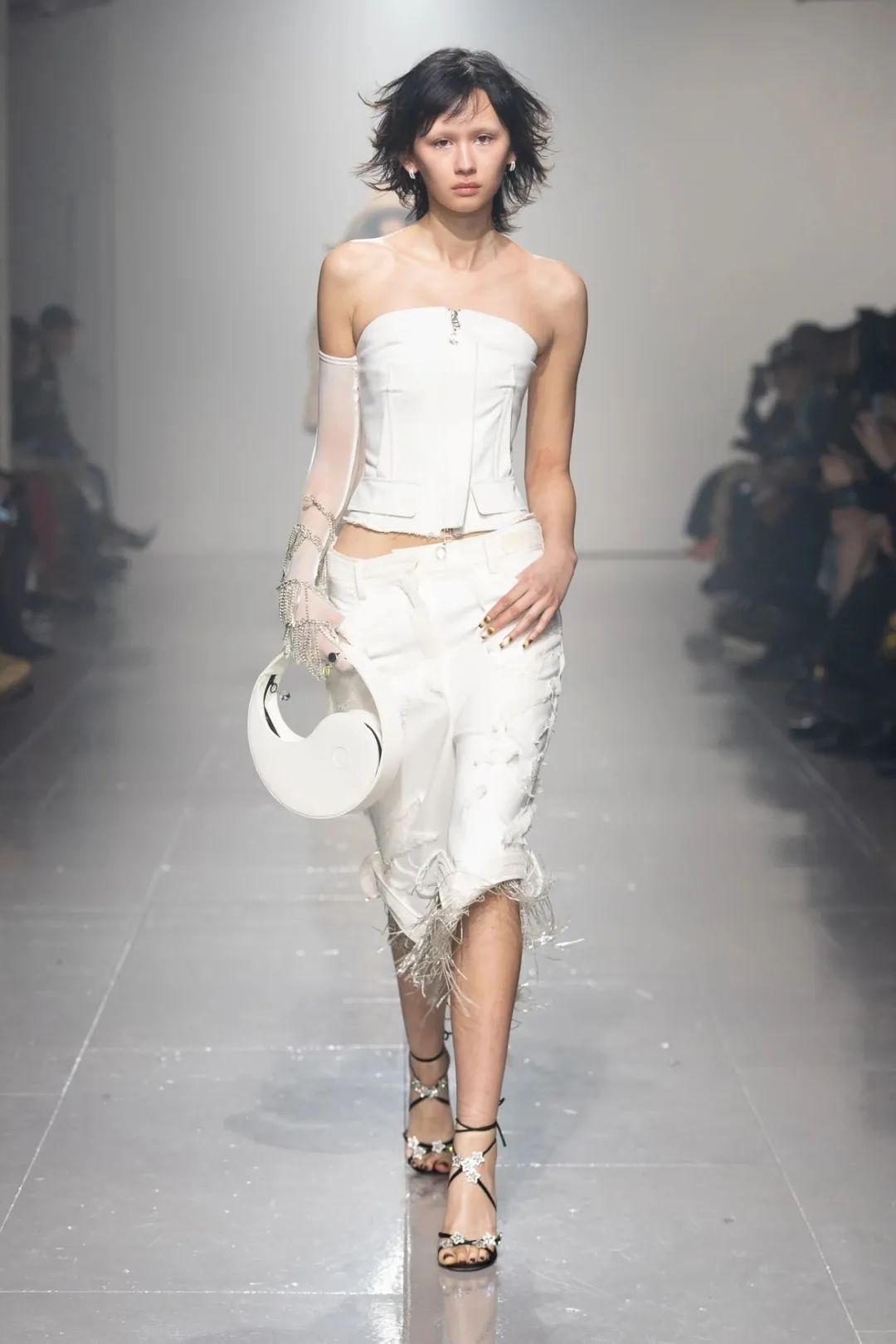 2022春夏伦敦时装周解读,2023伦敦时装周全部图片