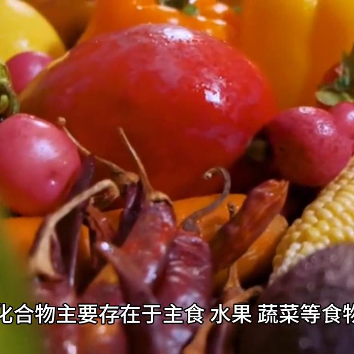 踢足球吃什么营养食谱,踢足球要怎么搭配衣服