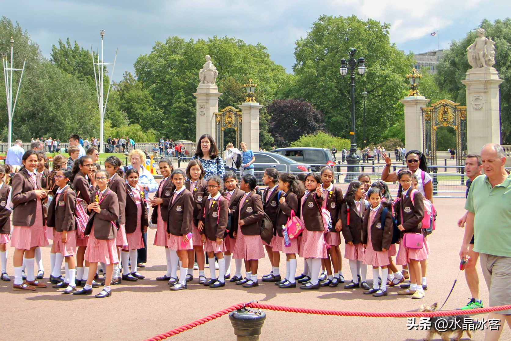 英国伦敦塔桥,英国行购物