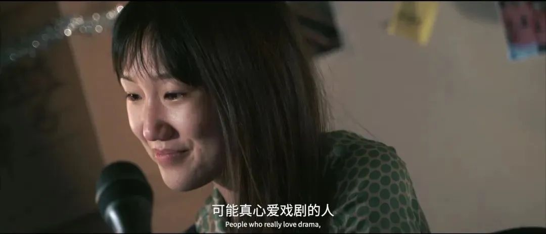 留学生崇洋媚外，活该有家难回？看完一部片，再也不会这样说