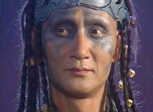 金庸小说中练不到头的武功,为什么金庸武林高手打不过军队