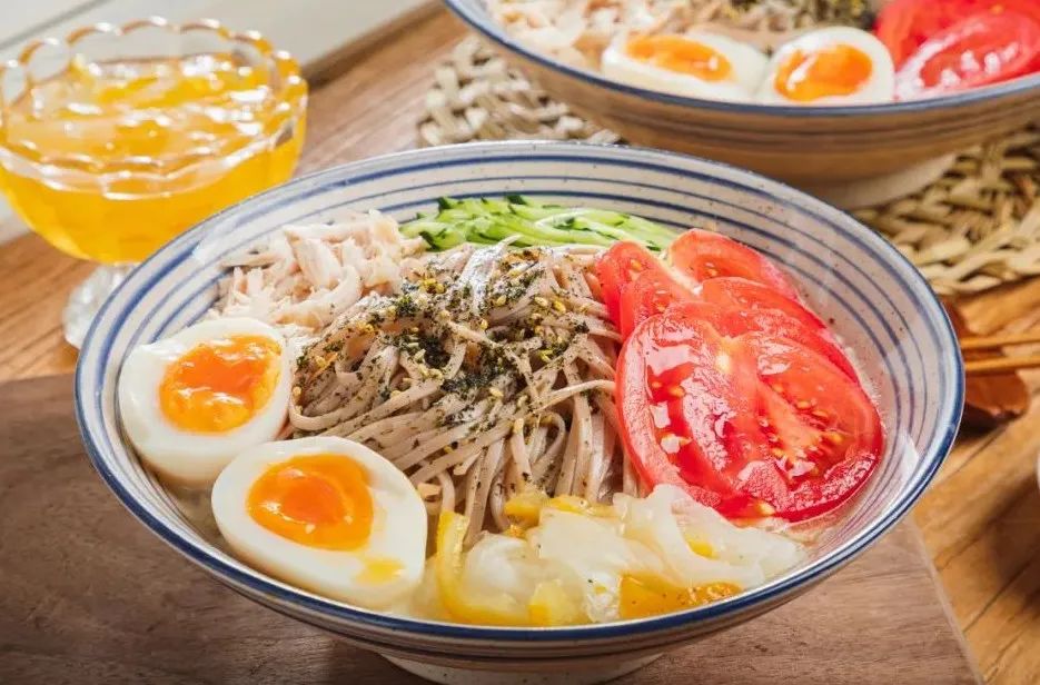 吃货必备19种面的做法大全,家常凉拌面好吃的秘诀