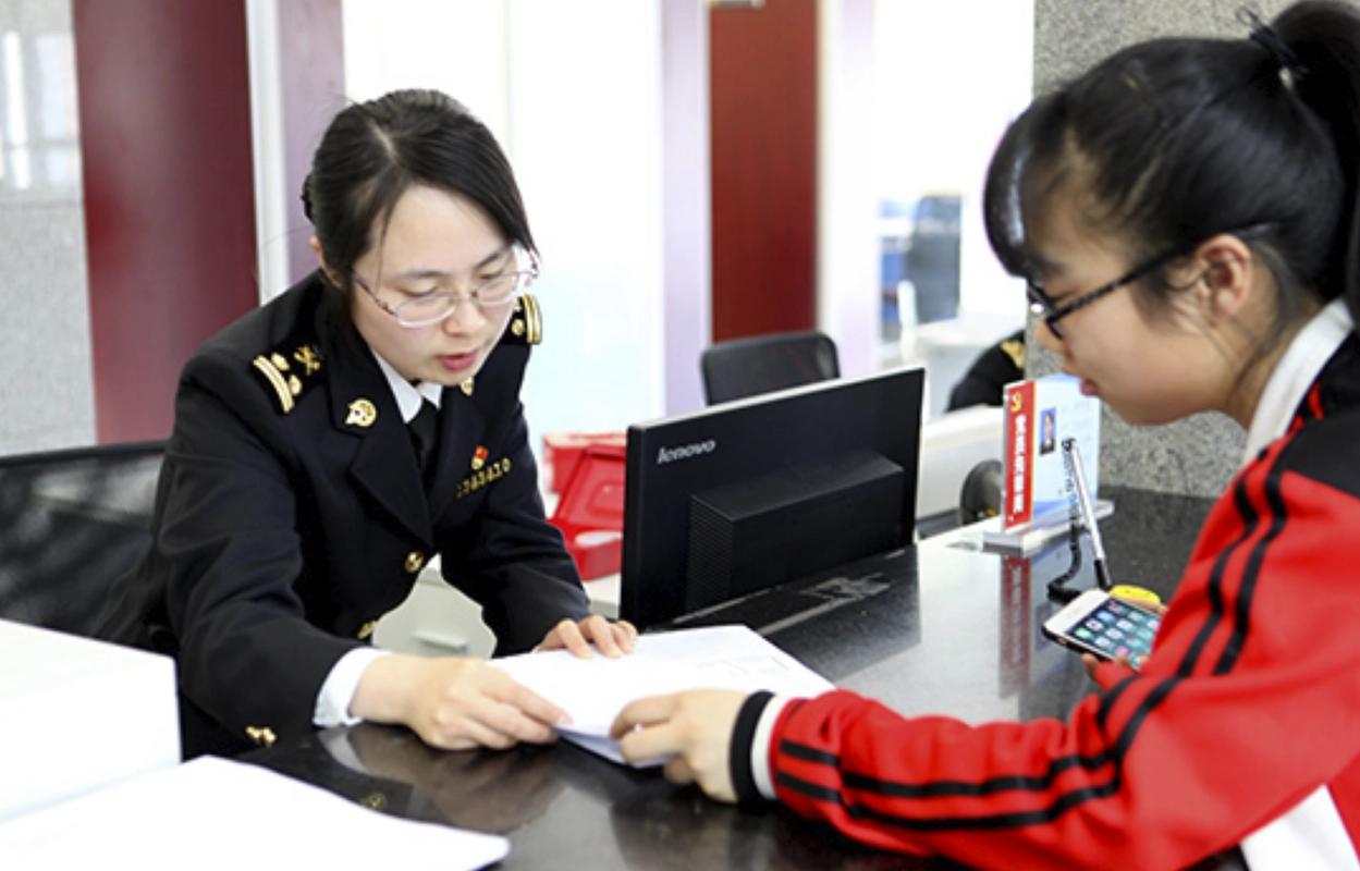 公务员真实的生活,当公务员现状