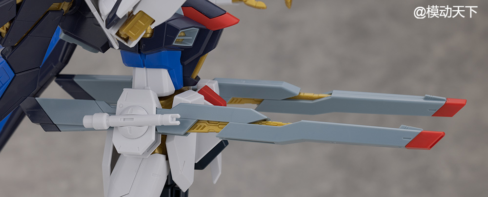 万代基地限定mg完美强袭,万代mg创制强袭配色方案