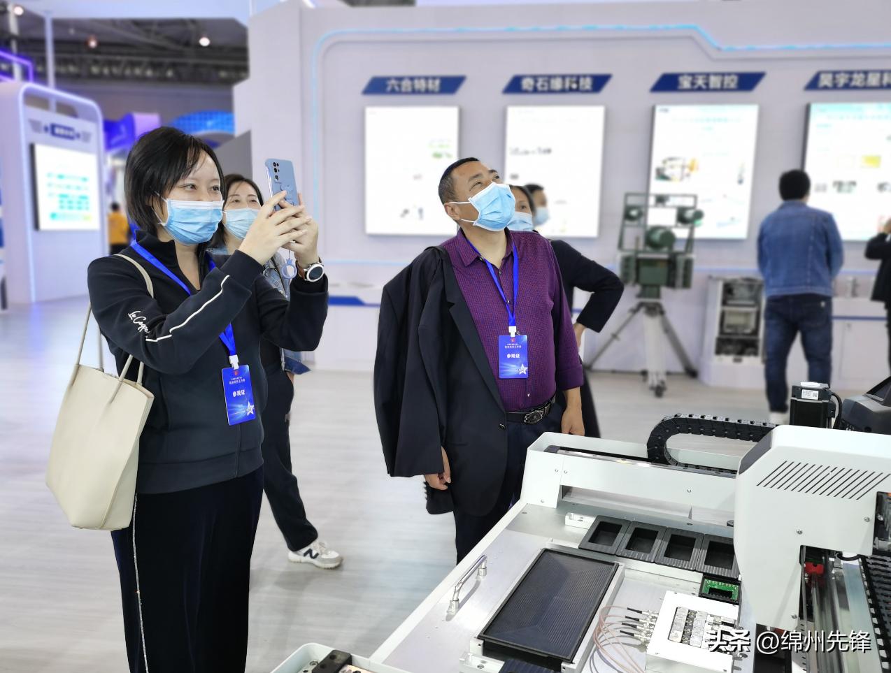 缁甸槼鍐涘垱,鍥涘窛缁甸槼鍐涘垱