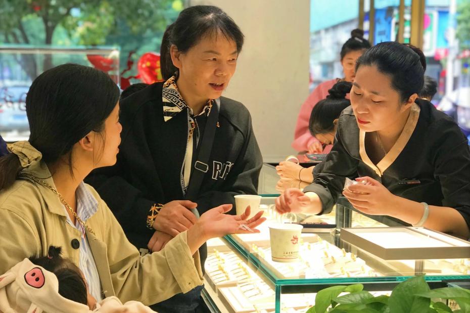 专门去水贝买黄金划算吗,第一次去水贝