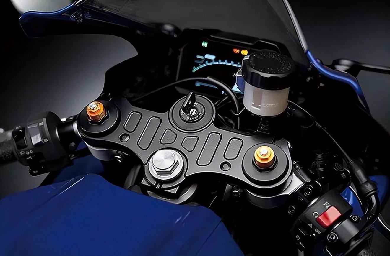 雅马哈yzf-r7ow02,雅马哈r32024款预计发布