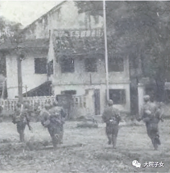 对越自卫反击战高校,向参加过自卫还击的战友们敬礼