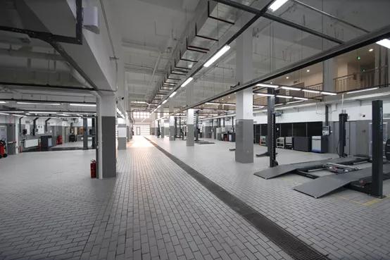 梅赛德斯奔驰专营店哈尔滨,梅赛德斯奔驰晋中之星体验中心