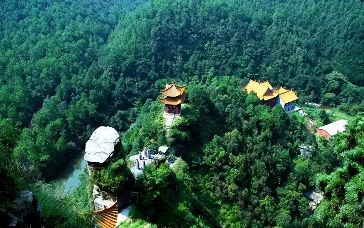 黑龙江十大夏季避暑旅游景点,黑龙江养老避暑地方