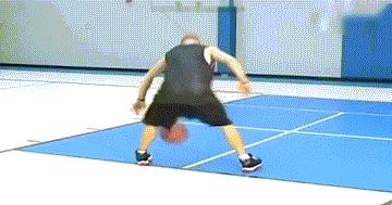 打篮球七种必备运球方式,打篮球正确的运球方式