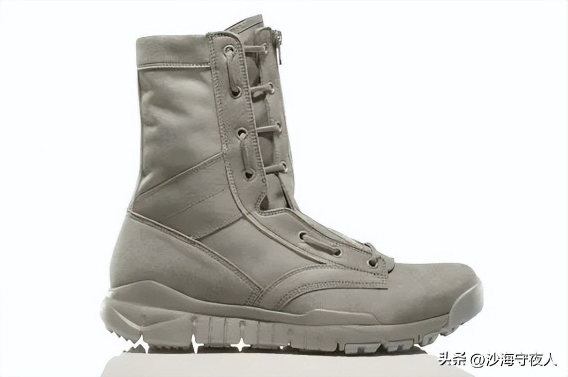 部队里的军靴鞋底有多厚,现代军靴