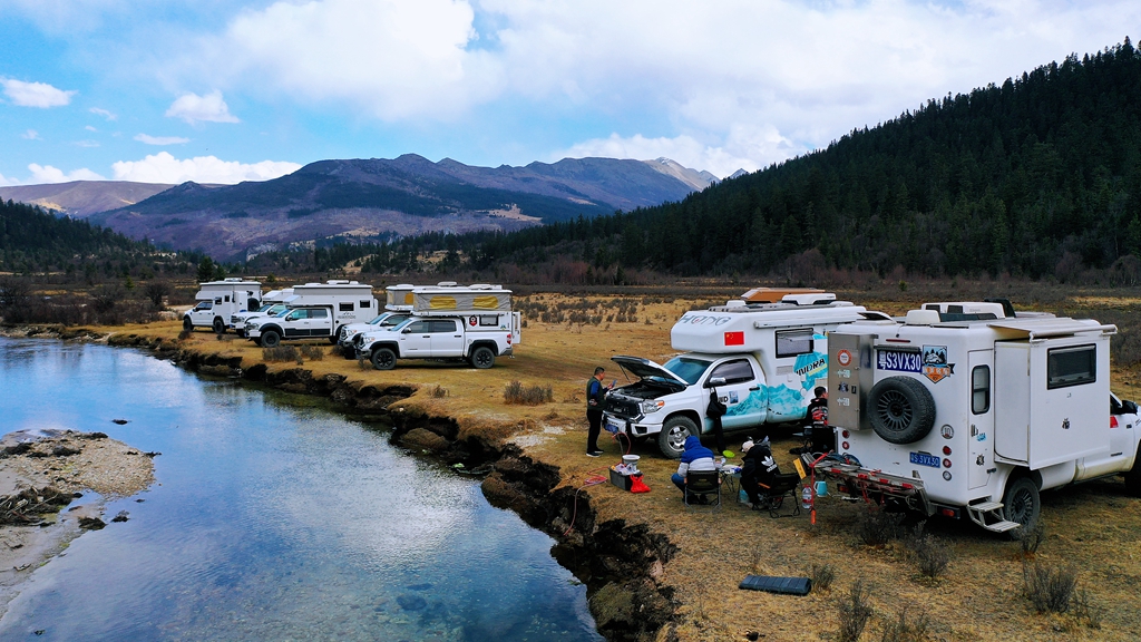 旅美速腾四驱越野皮卡房车价格,旅美速腾越野卡车房车官网