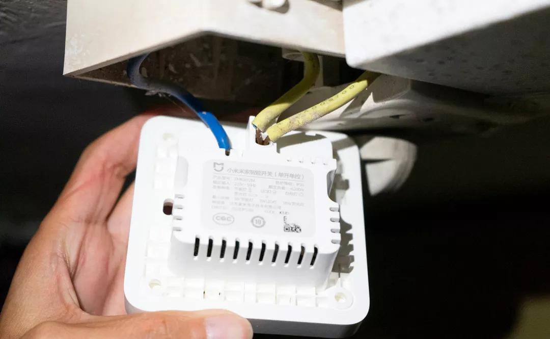 米家智能开关控制三色变光灯,米家智能感应小夜灯使用