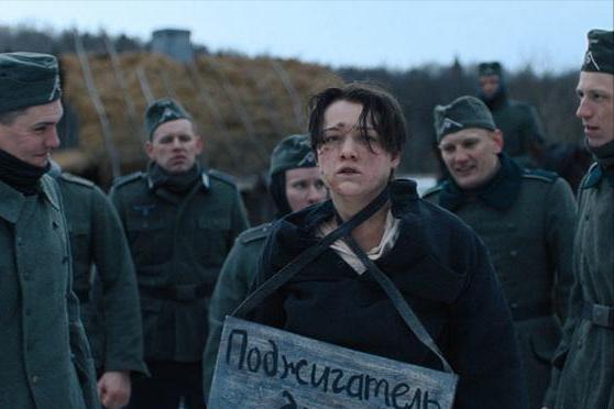 她是谁？遭德军332团折磨牺牲，斯大林震怒下令为其*仇报**，战争片