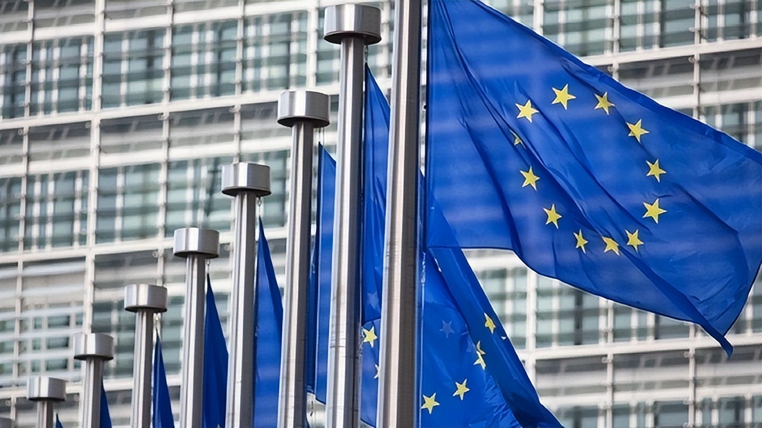 从浏览器沦为系统毒瘤：无法禁用的IE背后，是几百亿的家族生意