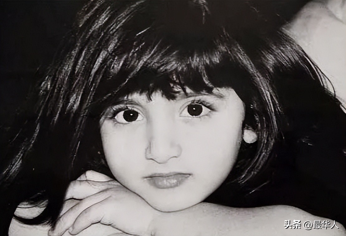 迪拜养狮子的土豪是谁,迪拜土豪养的老虎和狮子谁厉害