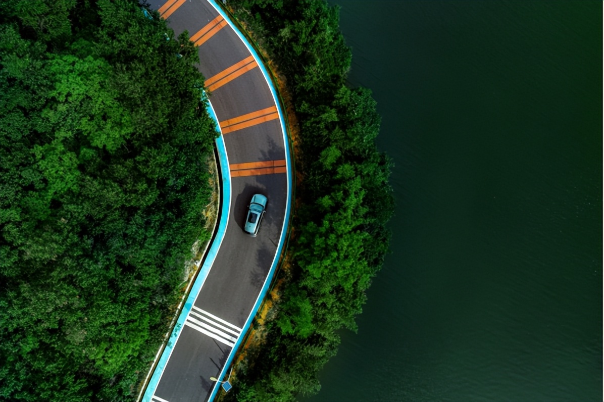 全新一代凌云与老款有什么区别,车企宠粉